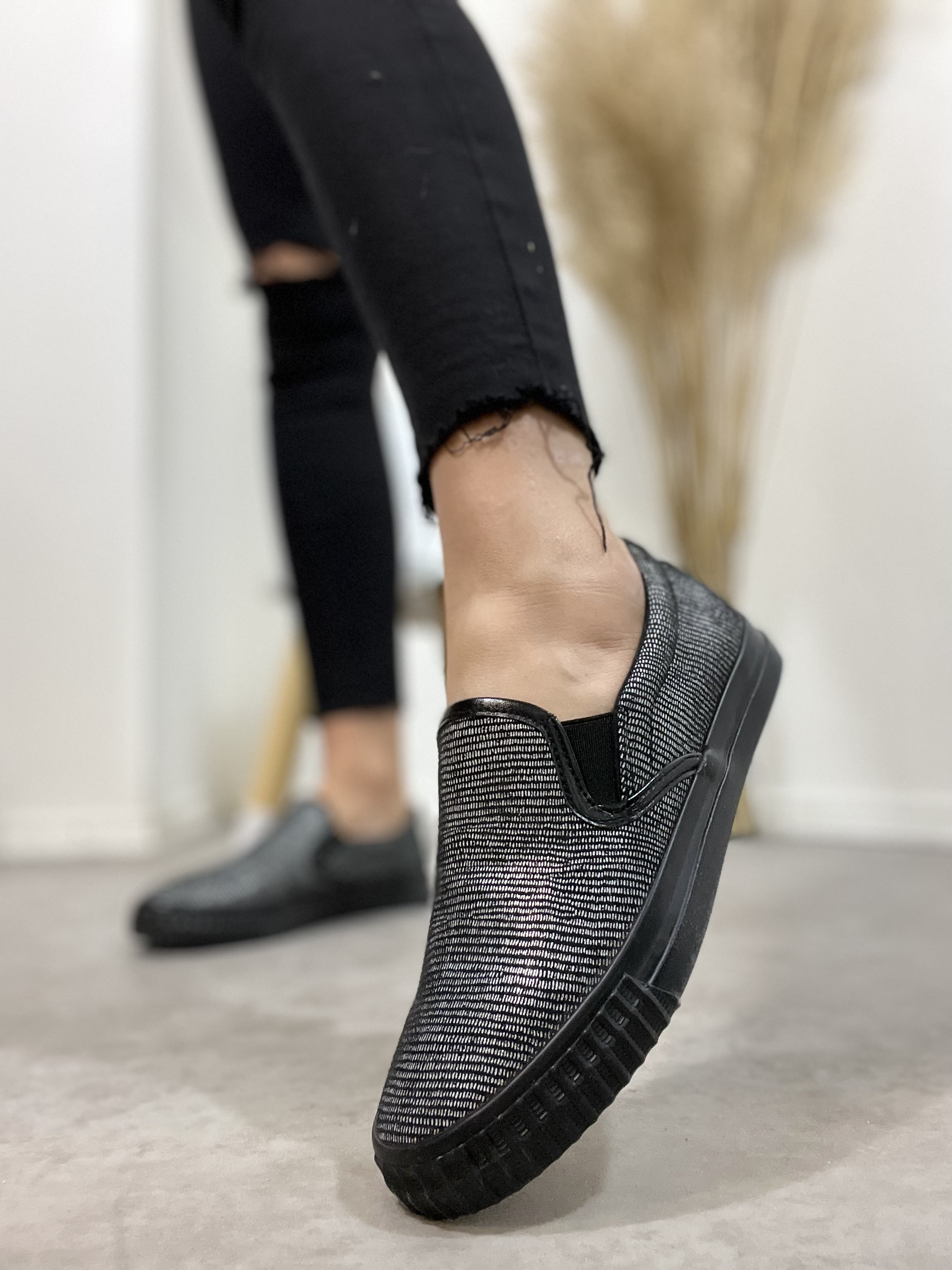 Slip on Black/Grey
