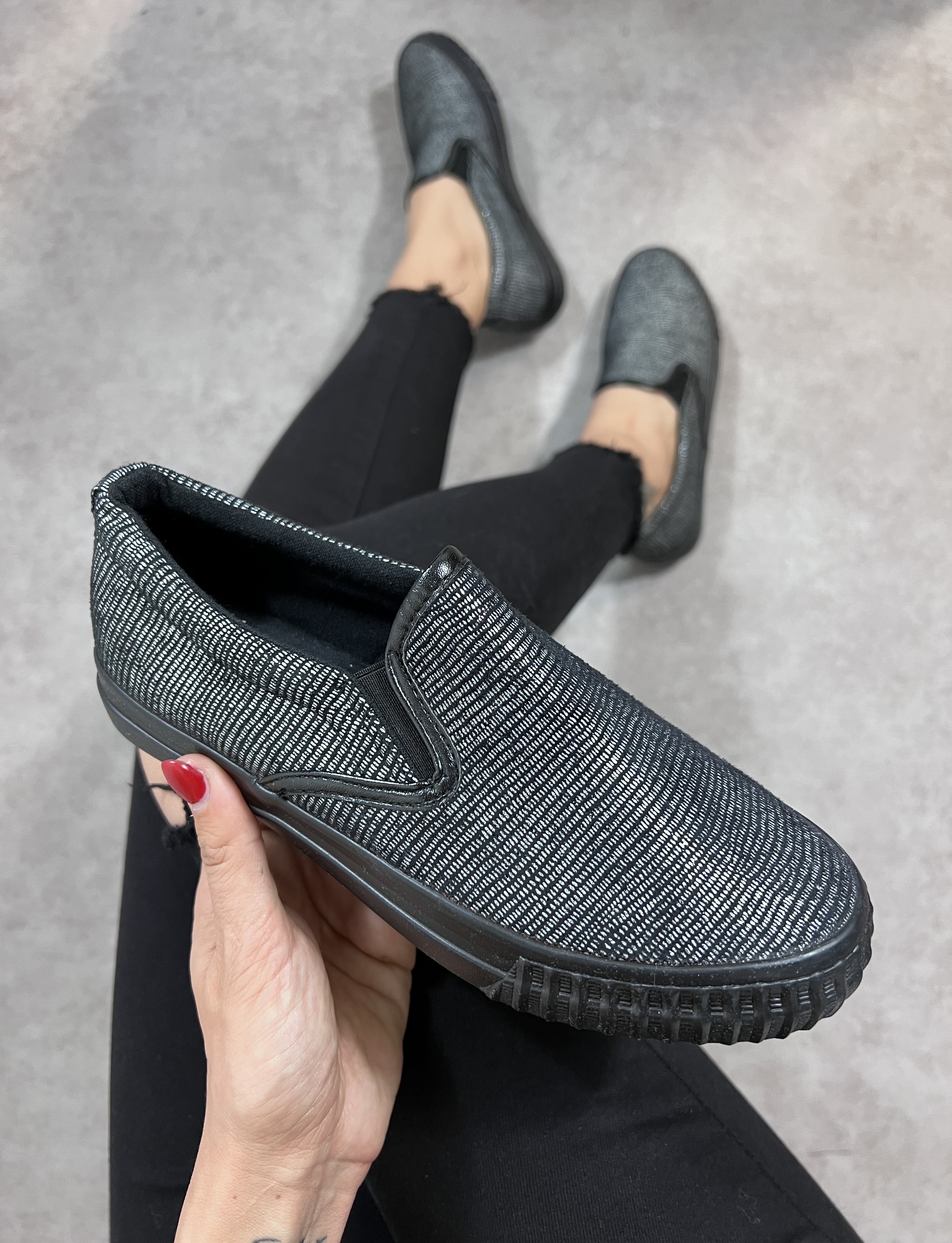 Slip on Black/Grey